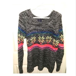 Beautiful and cozy American Eagle sweater